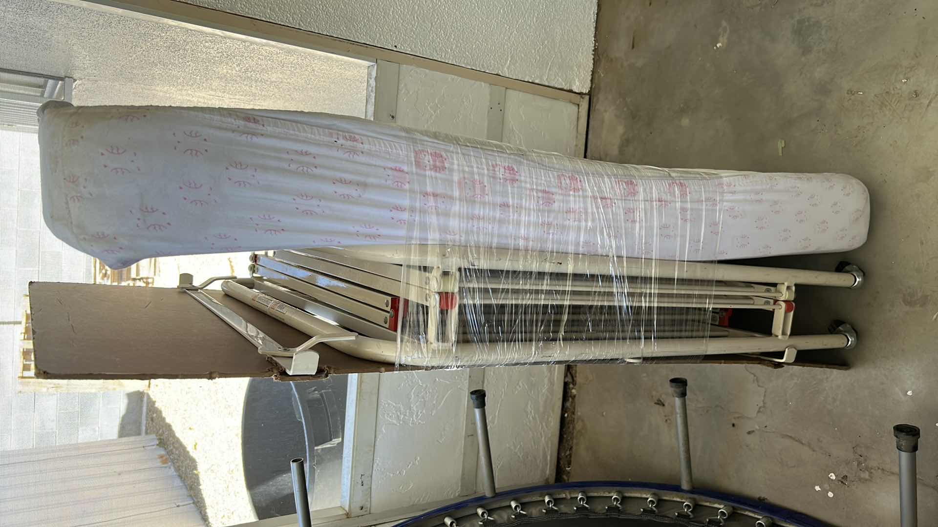 Photo 1 of WEHSCO BY MANTUA FC1000 FOLDING CRIB