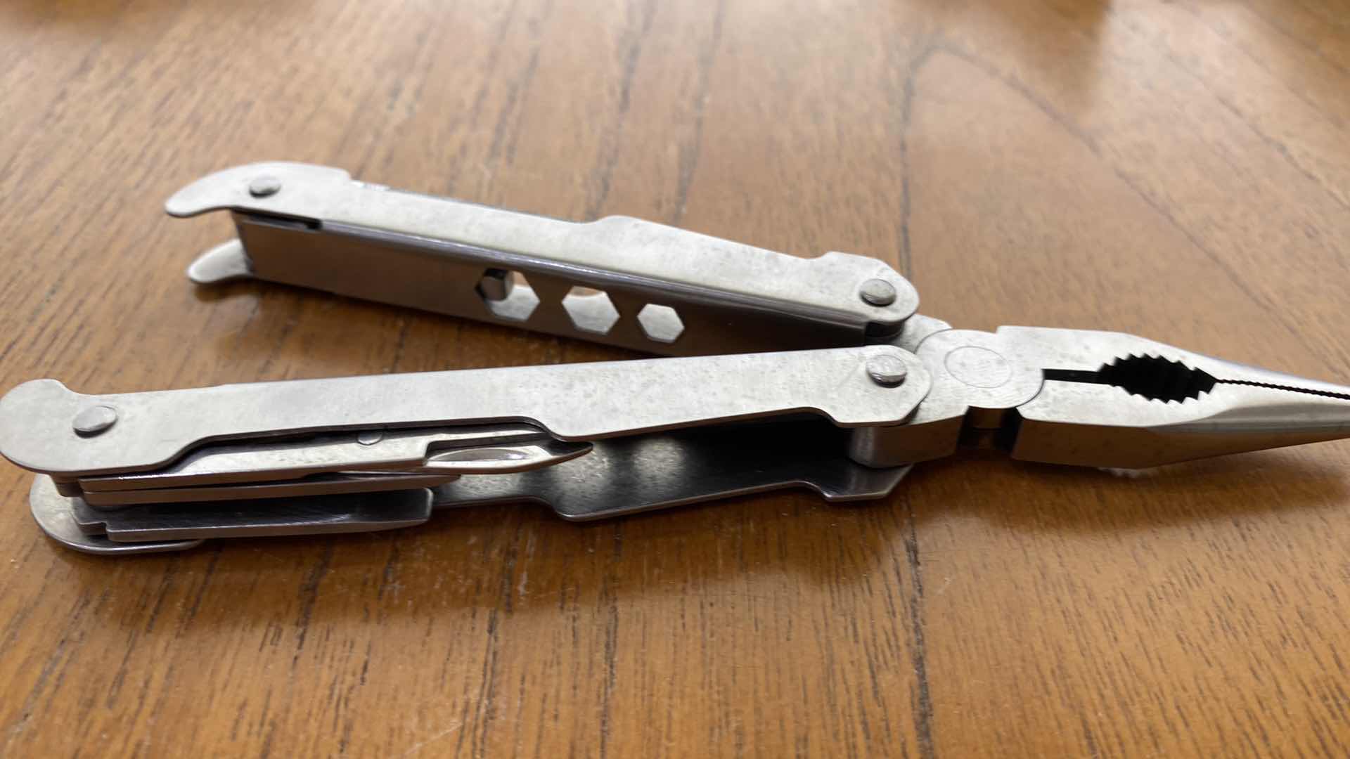 Photo 2 of 3- DEWARS COLLAPSABLE TOOL