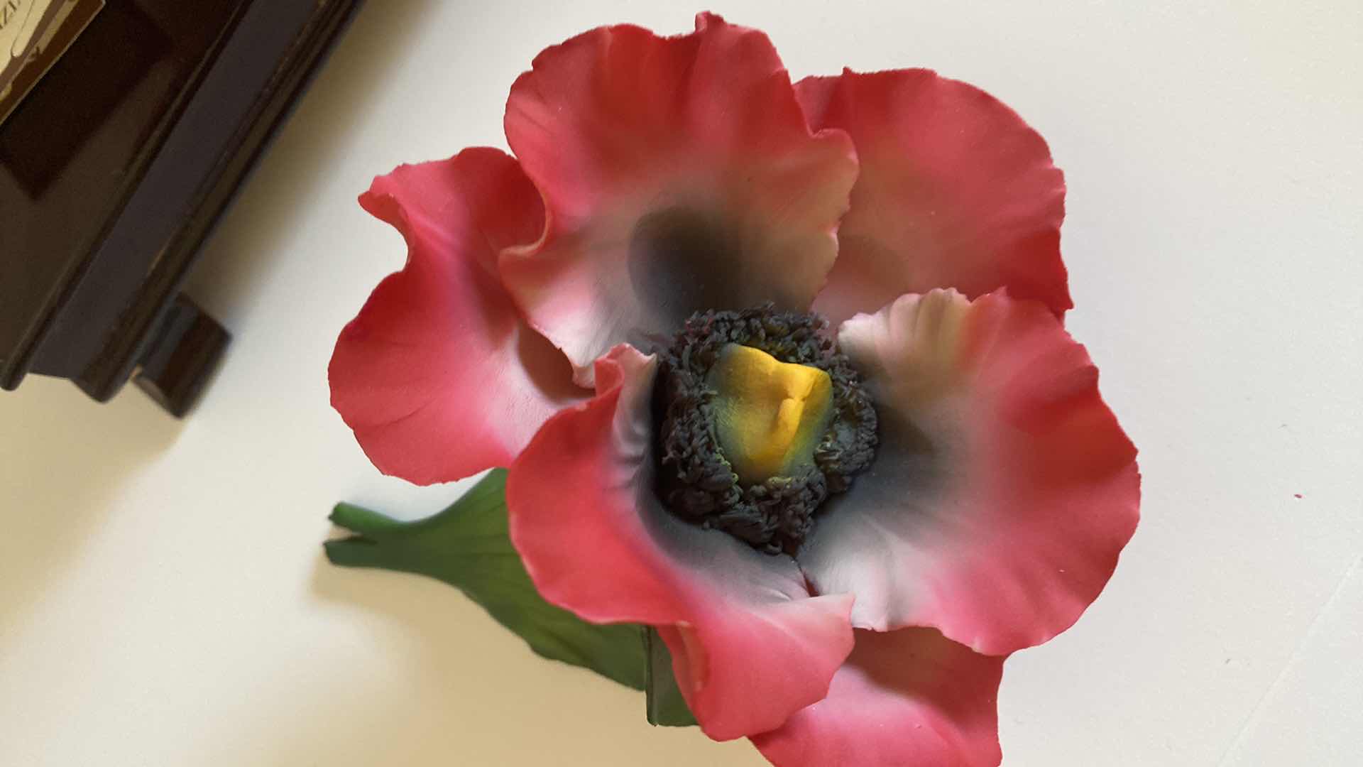 Photo 1 of CAPODIMONTE FLORALS LARGEST 8” x 8 1/2”