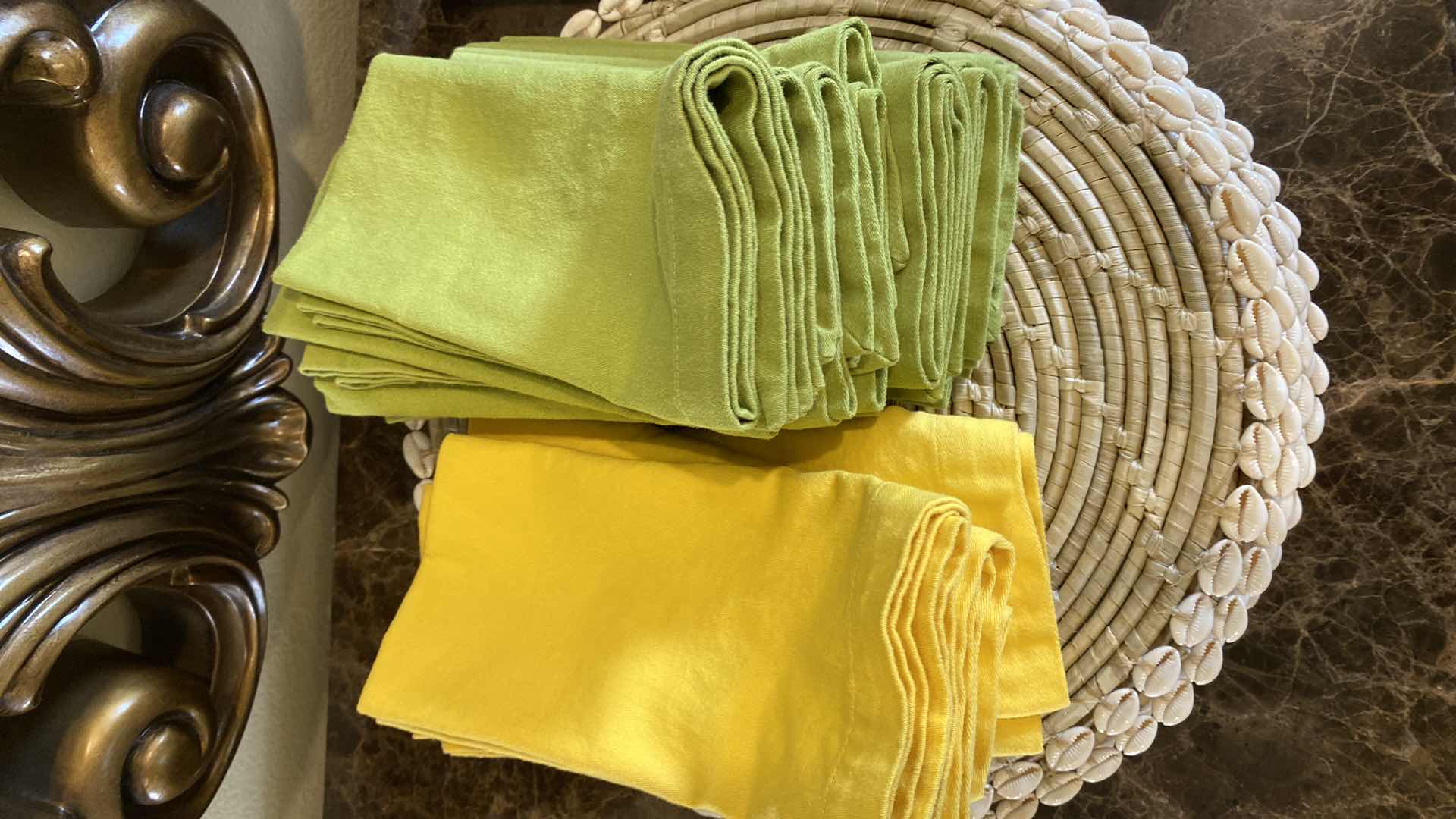 Photo 2 of 8 PLACEMATS NAPKINS AND TABLECLOTHS AND MORE