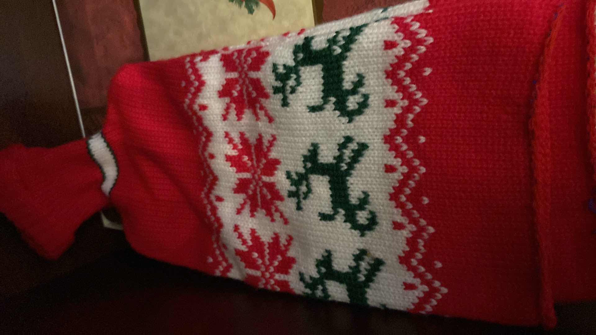 Photo 1 of CONTENTS IN CHINA CABINET PLACEMATS CHARGERS NAPKINS VASE