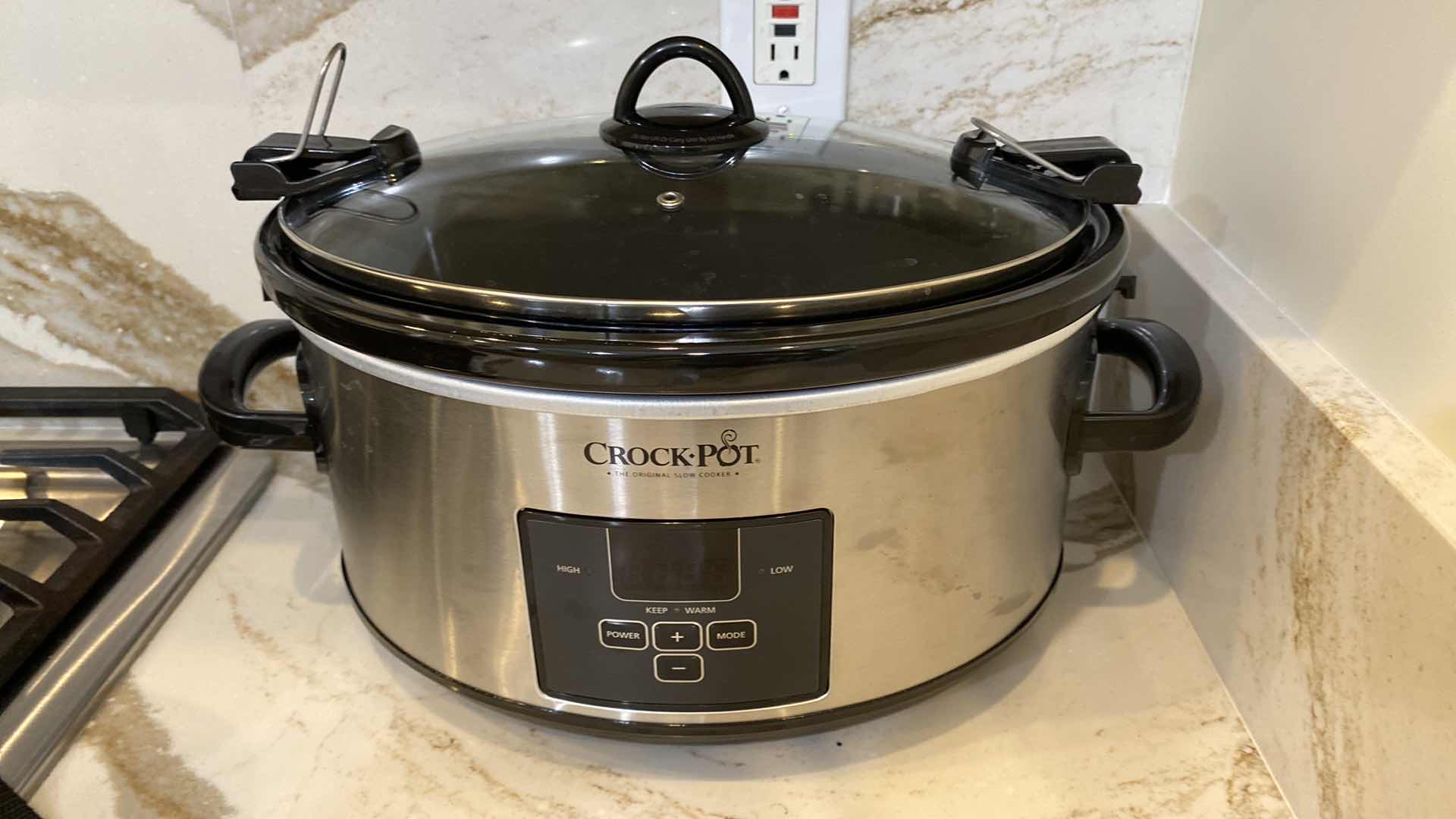 Photo 1 of CROCK-POT WITH COVER