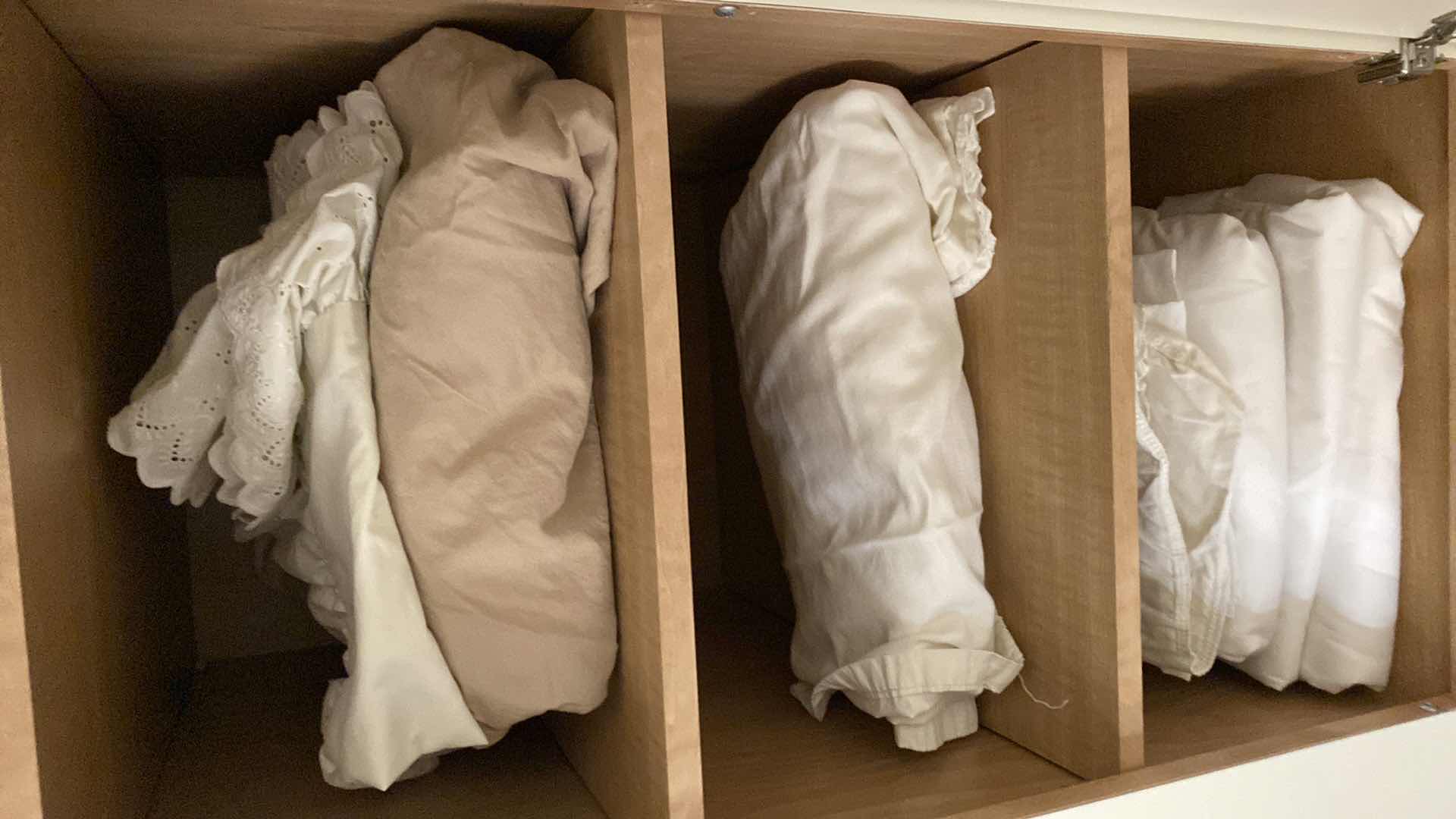 Photo 6 of CONTENTS DOWNSTAIRS LINEN CABINET TOWELS QUEEN BEDDING HEATING PADS