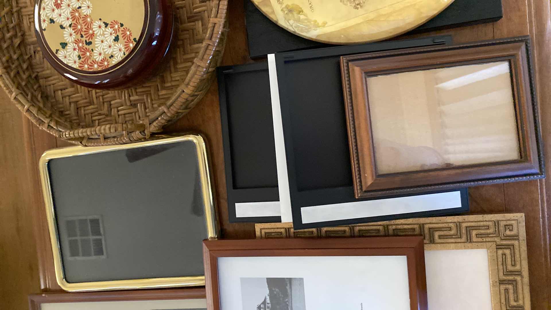 Photo 1 of ASSORTED FRAMES AND HOME DECOR