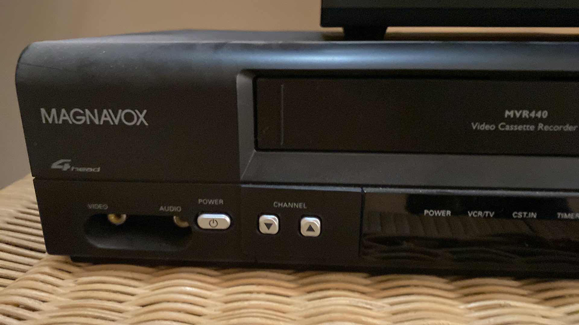 Photo 1 of ASSORTED ELECTRONICS