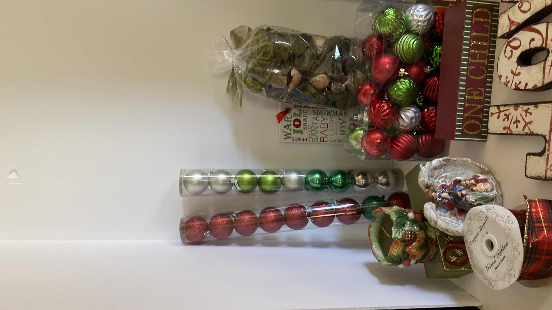 Photo 2 of HOLIDAY DECOR