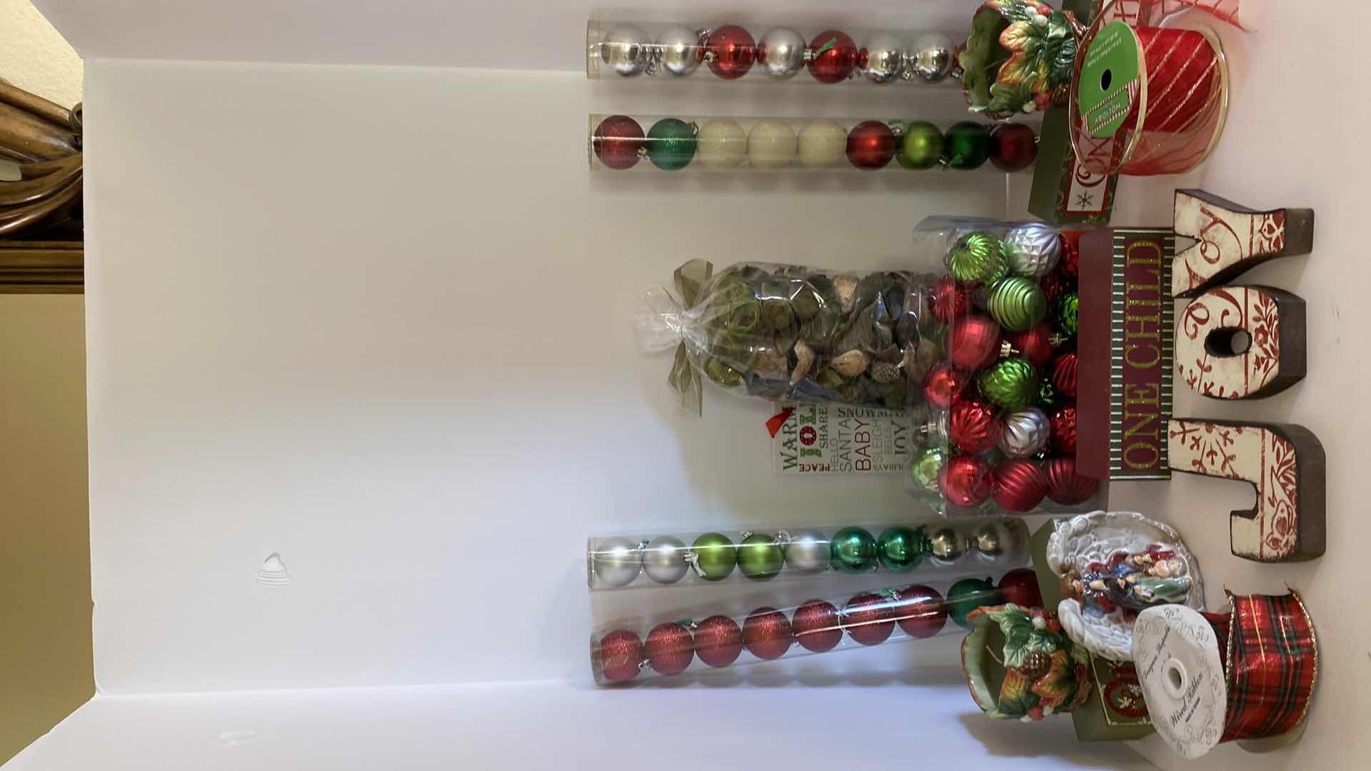 Photo 5 of HOLIDAY DECOR