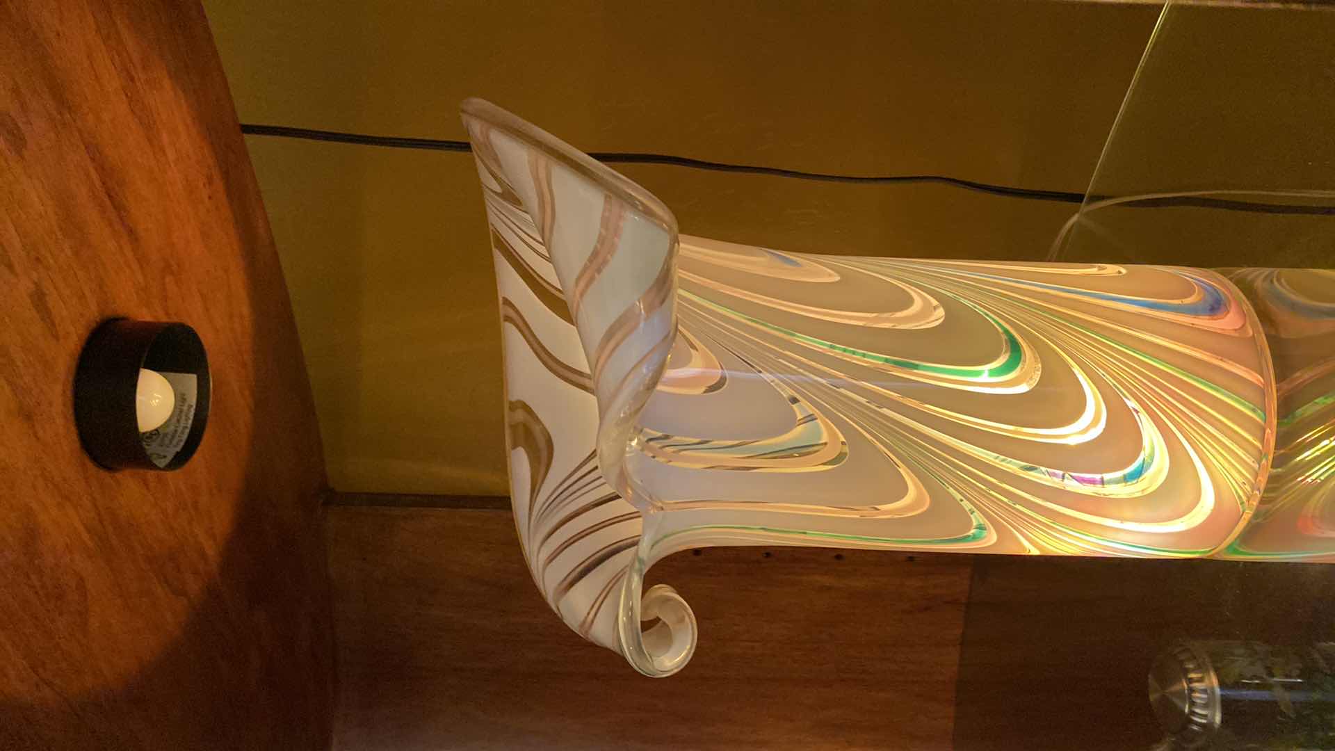 Photo 1 of ARTGLASS LAMP 13” x 16”