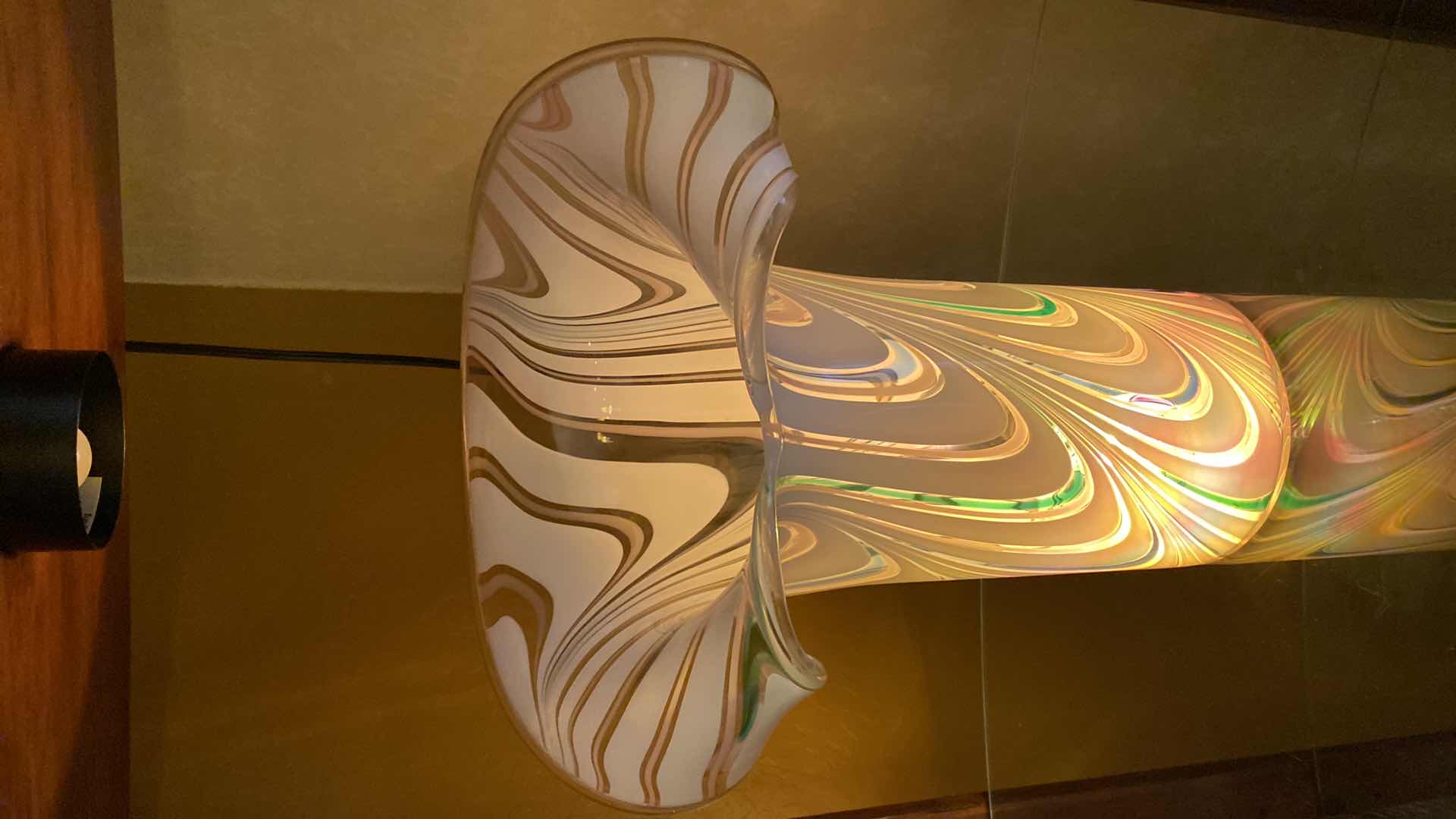 Photo 1 of ARTGLASS LAMP 13” x 16”