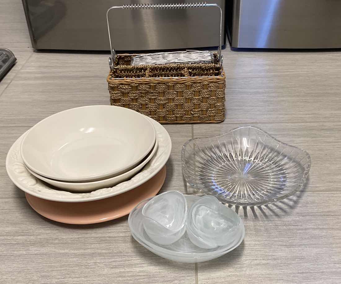 Photo 1 of BASKETS AND SERVE WARE