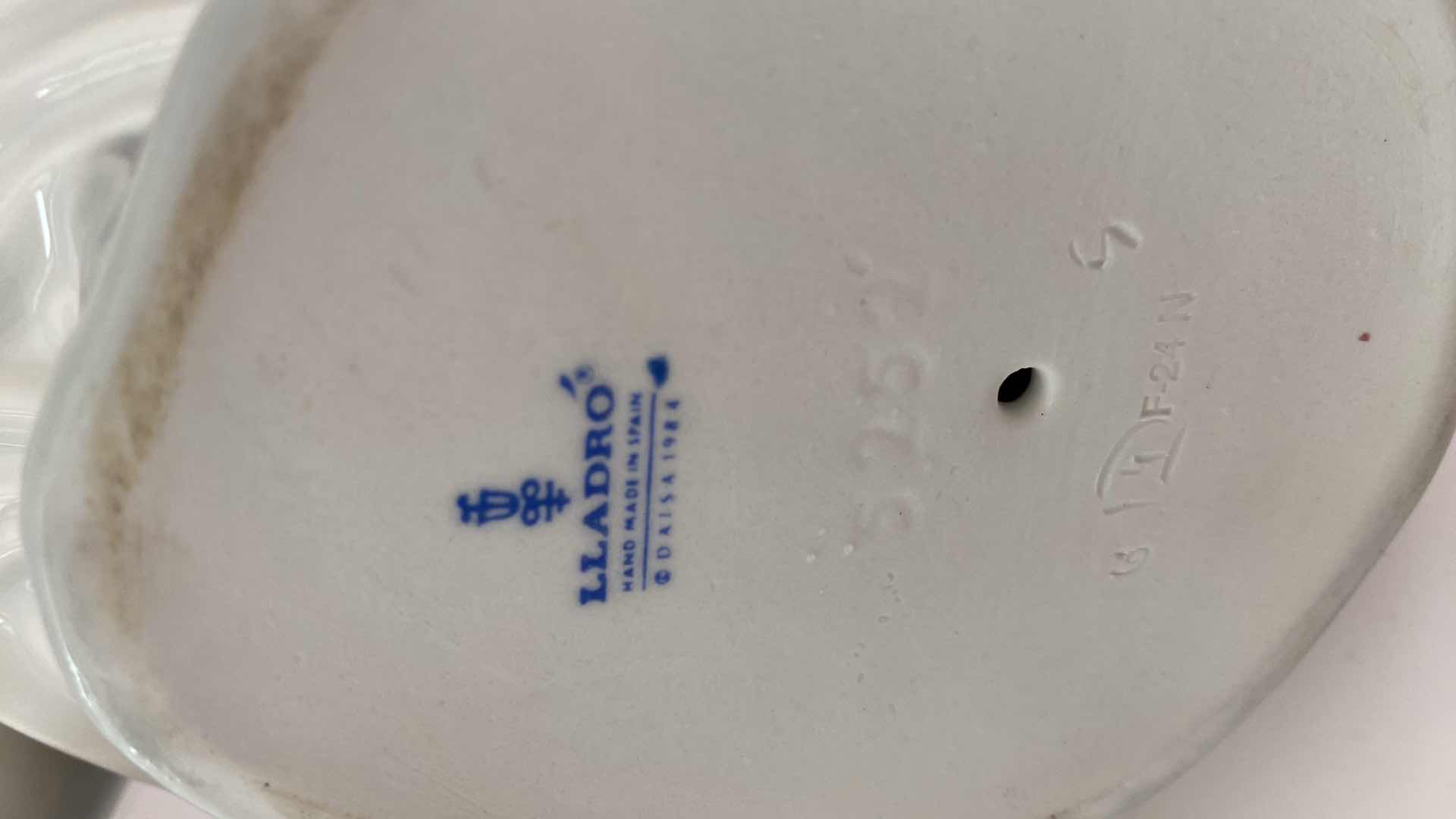 Photo 1 of RARE LLADRO FIGURINE #5252 DANCING THE POLKA H 11.5” 