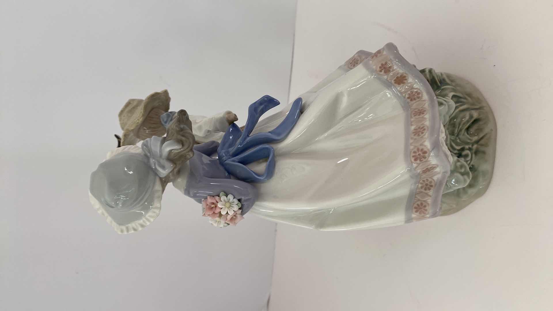 Photo 3 of LLADRO FIGURINE #5385 SCARECROW WITH LADY H 9 1/2“ x 9 1/2“ 