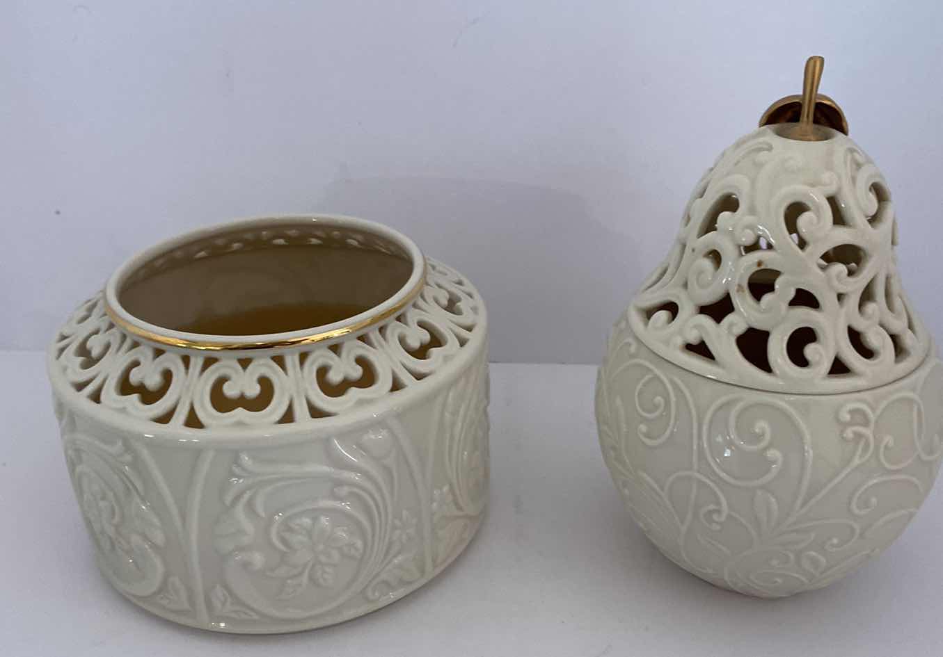 Photo 1 of LENOX CANDLE 6” x 4 1/2” ABD POTPOURRI HOLDER H 7”