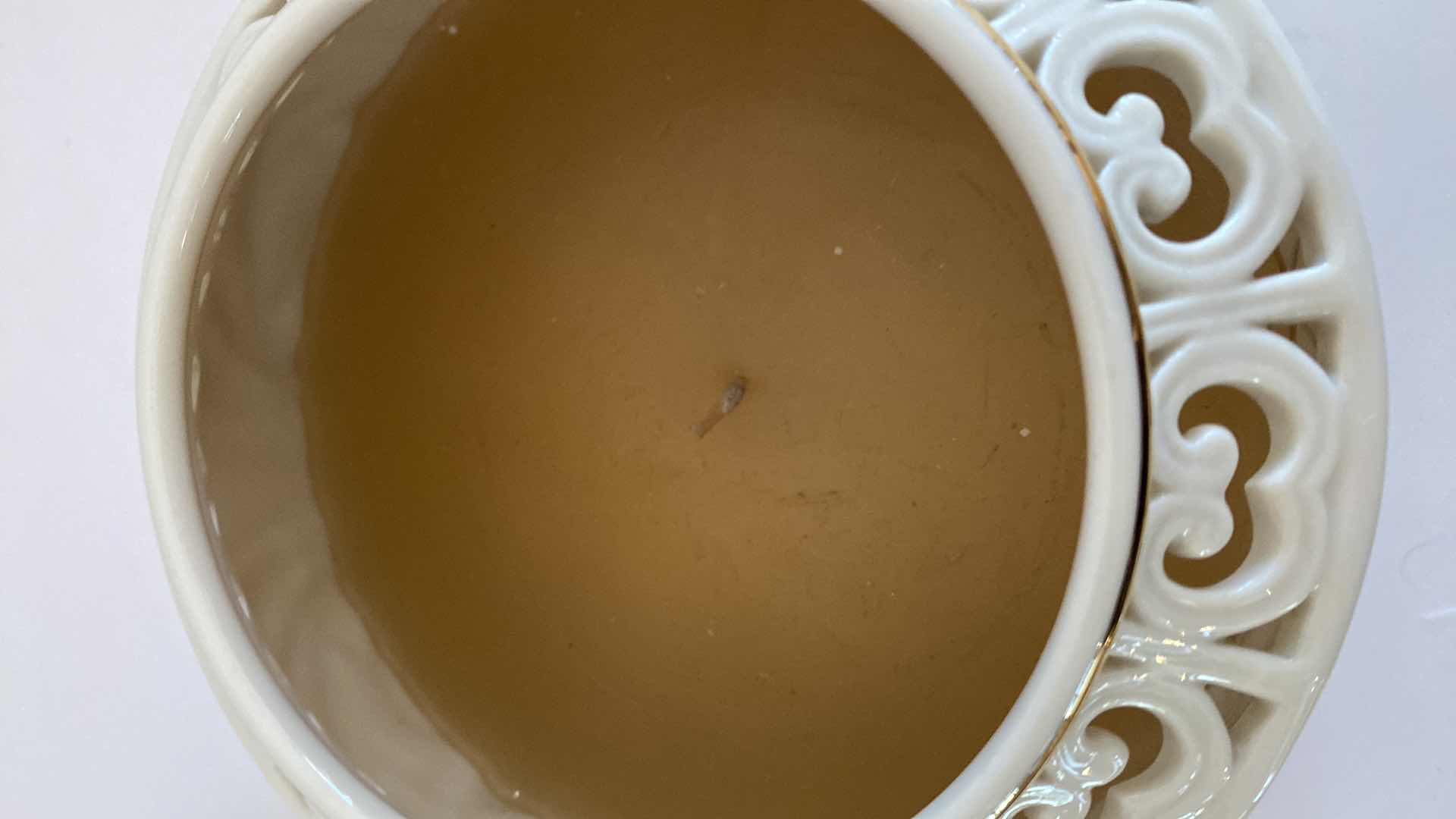 Photo 1 of LENOX CANDLE 6” x 4 1/2” ABD POTPOURRI HOLDER H 7”