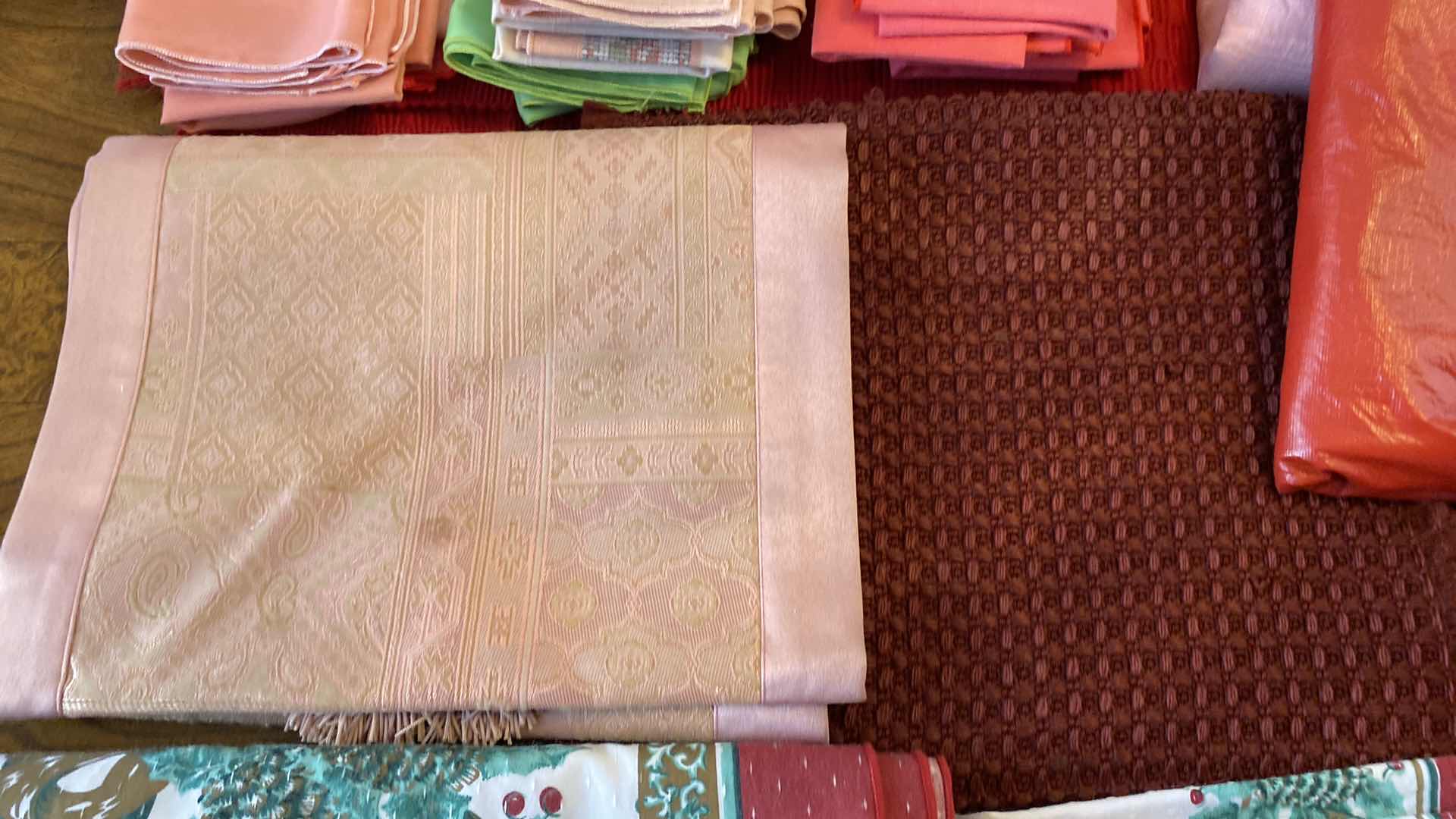 Photo 1 of ASSORTED TABLE LINENS