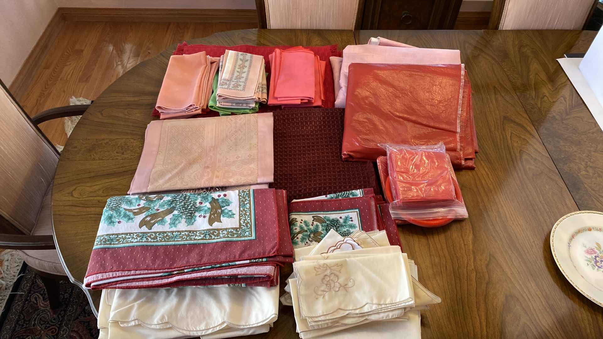 Photo 1 of ASSORTED TABLE LINENS