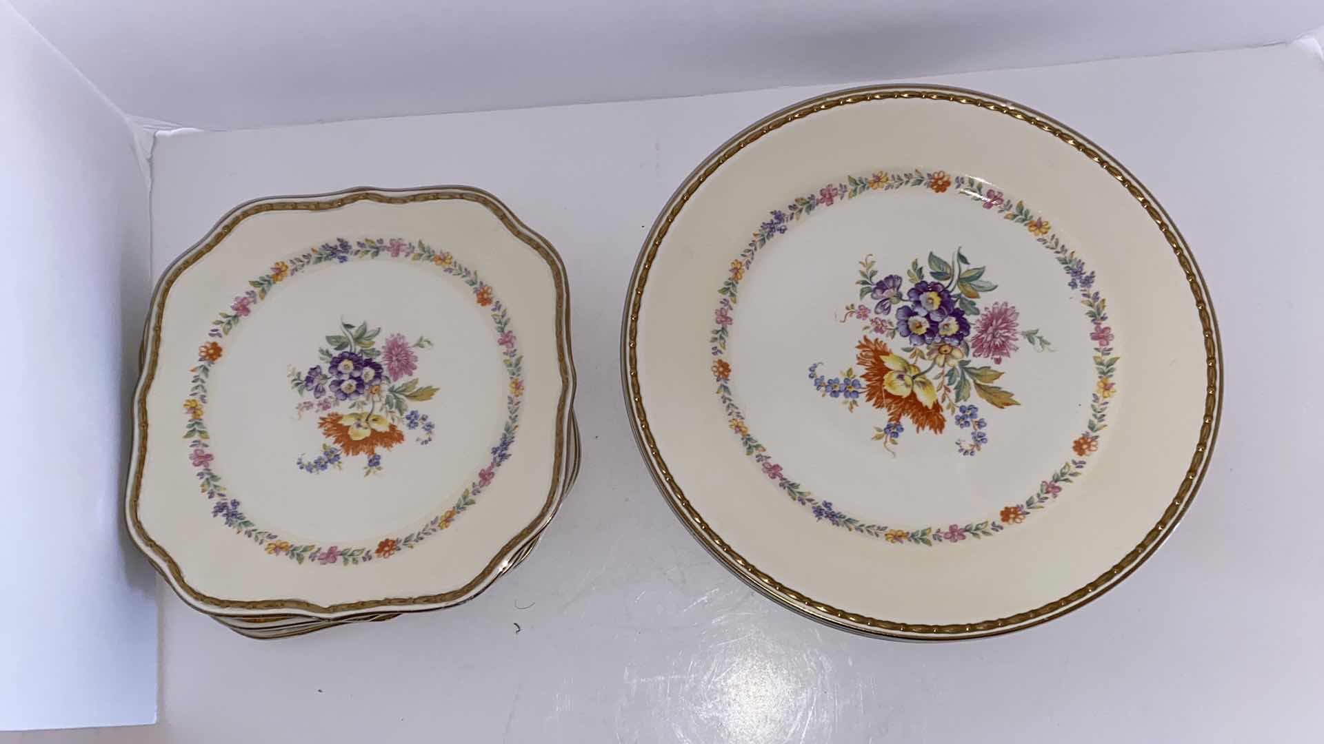 Photo 1 of 11-PIECE GEORGIAN BY HOMER LAUGHLIN DISHES