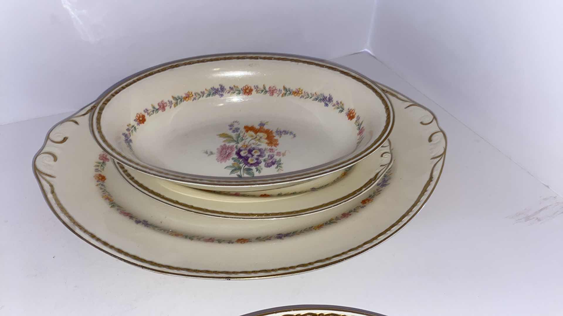 Photo 1 of 11-PIECE GEORGIAN BY HOMER LAUGHLIN DISHES
