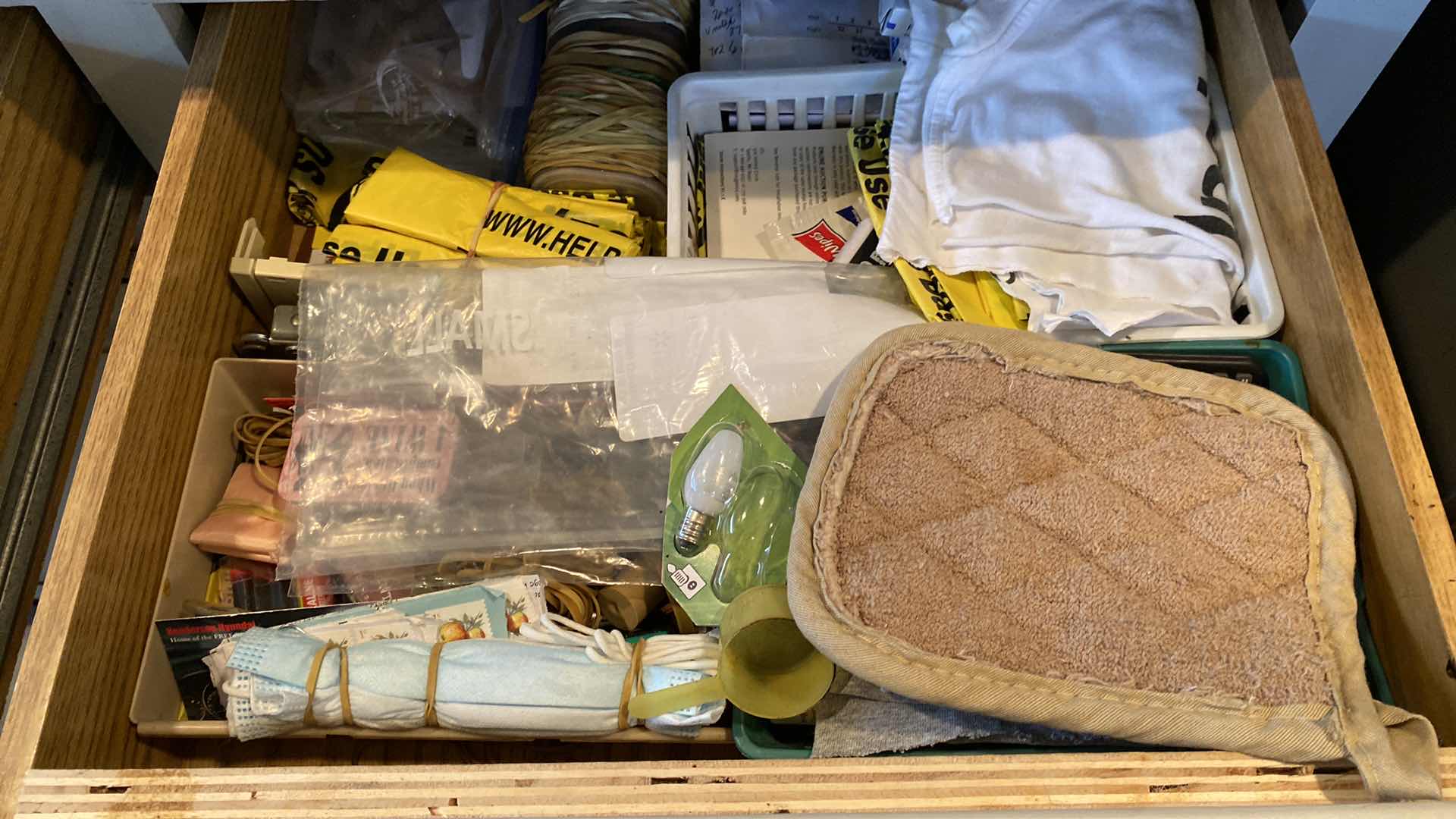 Photo 1 of CONTENTS 2 KITCHEN DRAWERS