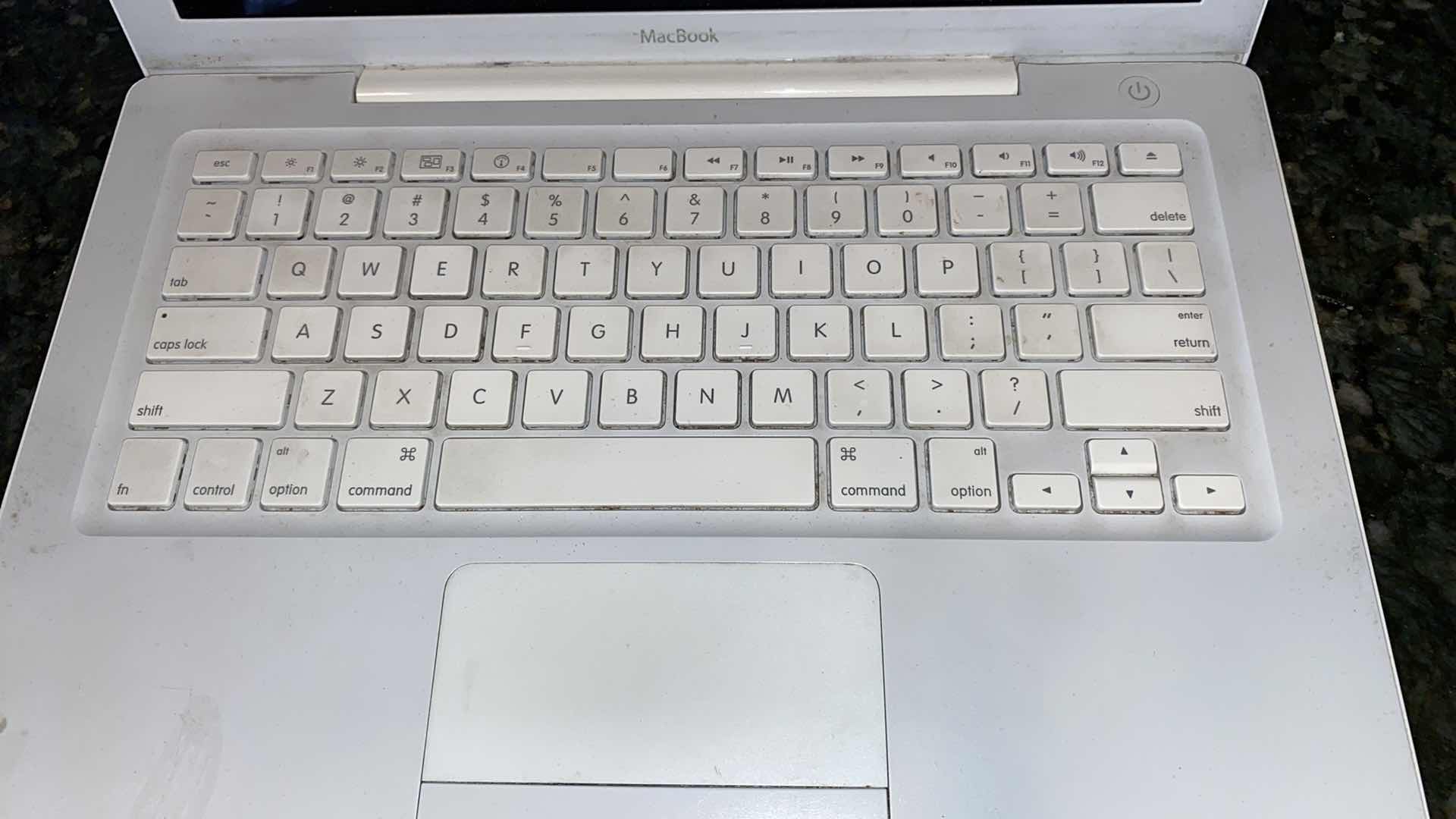 Photo 1 of MAC BOOK LAP TOP NO CORDS