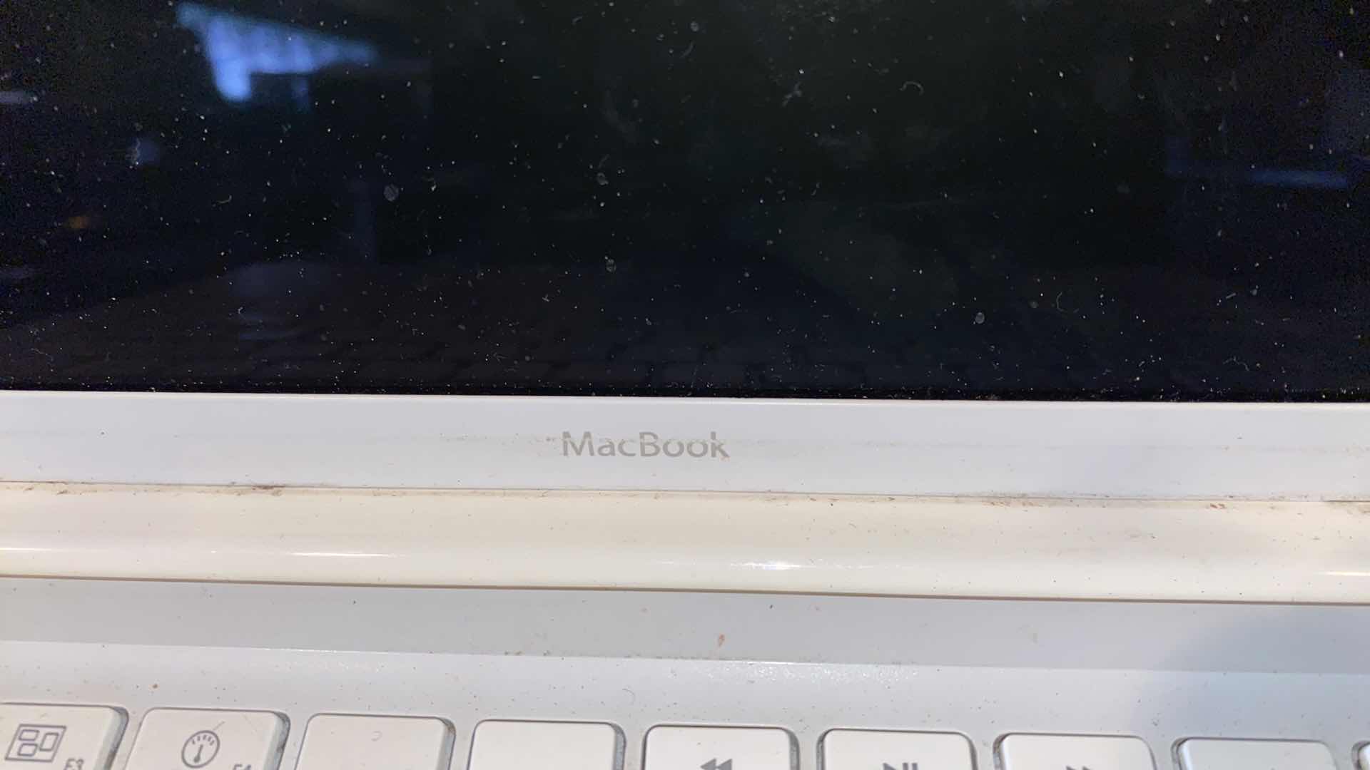 Photo 1 of MAC BOOK LAP TOP NO CORDS