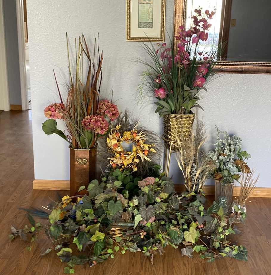 Photo 1 of ARTIFICIAL PLANTS AND FLOWERS