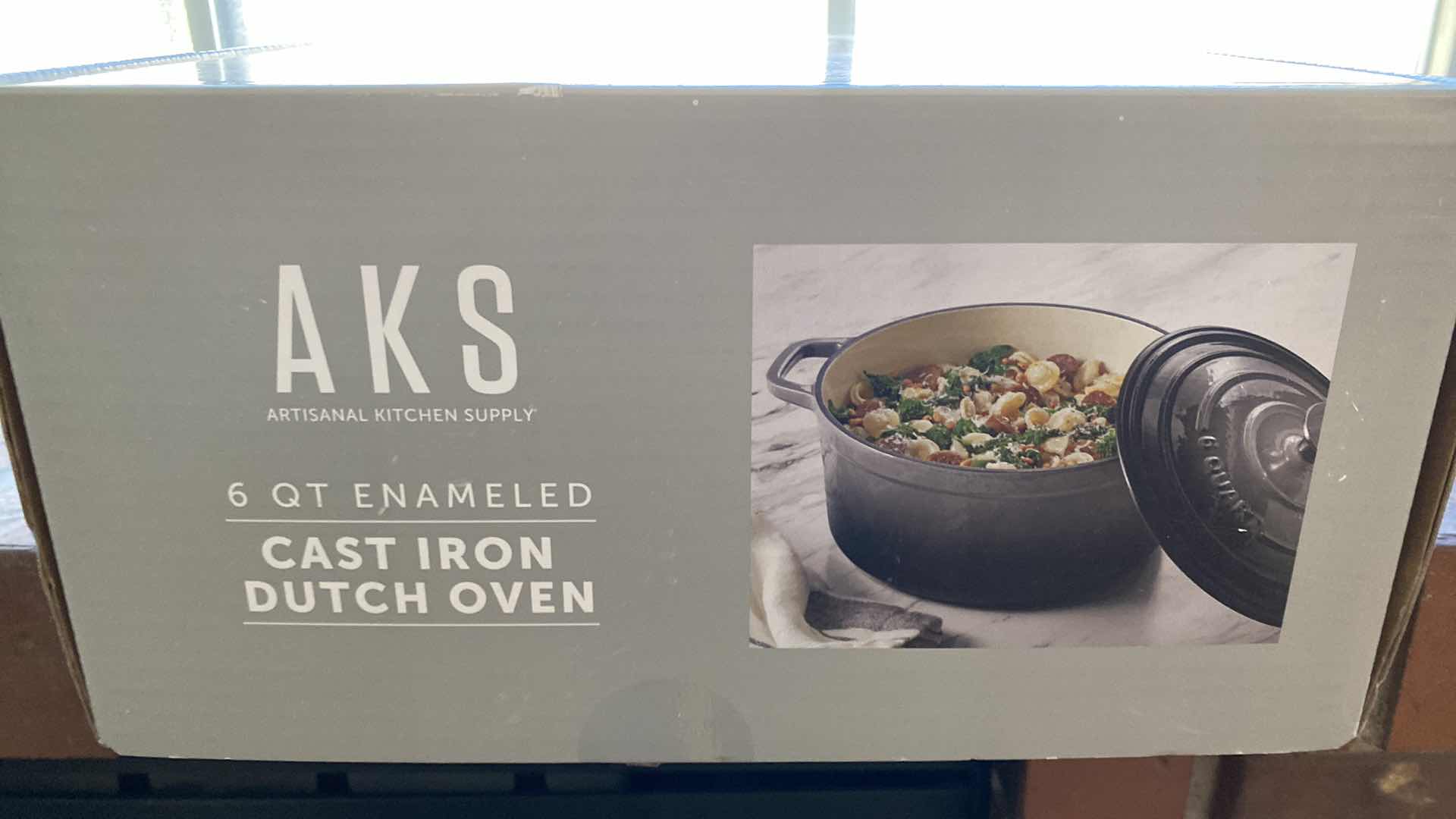 Photo 1 of AKS 6 QT CAST IRON DUTCH OVEN