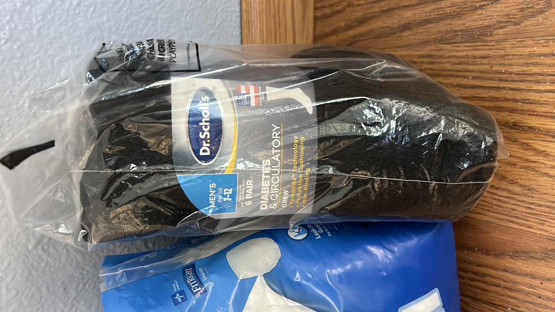 Photo 1 of DR SCHOLLS MENS 7-12 SOCKS, FIT RIGHT PULL UP UNDERWARE