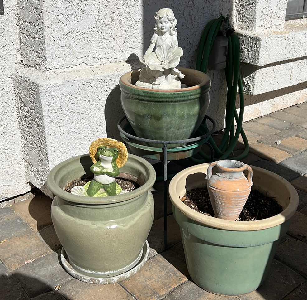 Photo 5 of OUTDOOR YARD DECOR