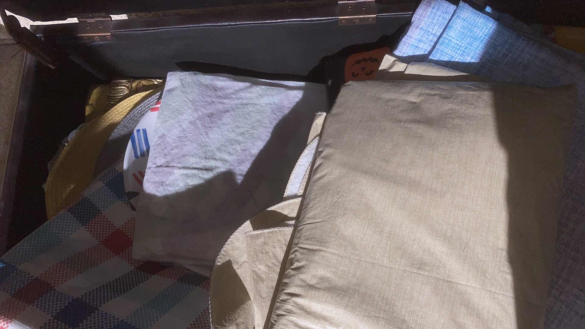 Photo 1 of BONDED LEATHER OTTOMAN 37“ x 17“ H 19” WITH TABLECLOTHS AND PLACEMATS