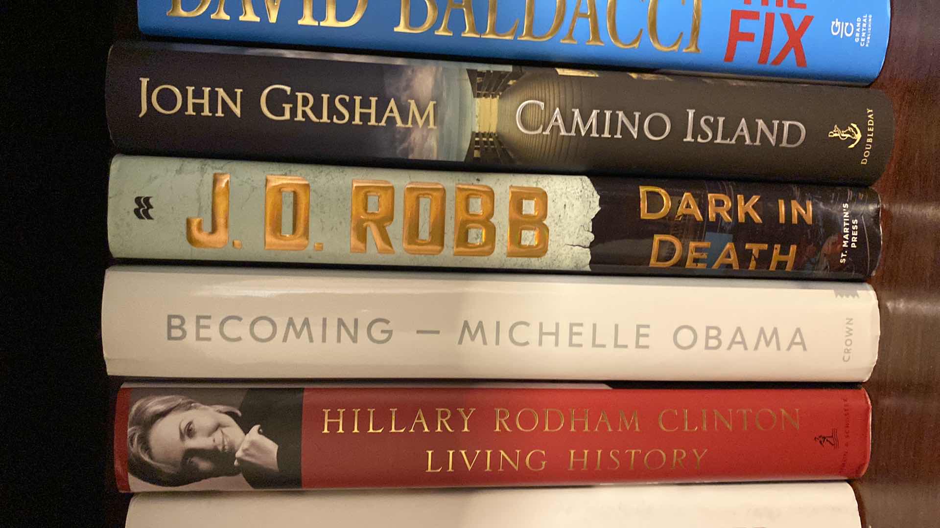 Photo 3 of 1 - SHELFS OF BOOKS