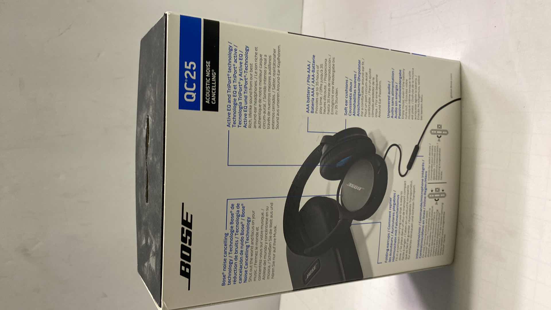 Photo 1 of NEW BOSE QUIET COMFORT ACOUSTIC NOISE CANCELLING HEADPHONES