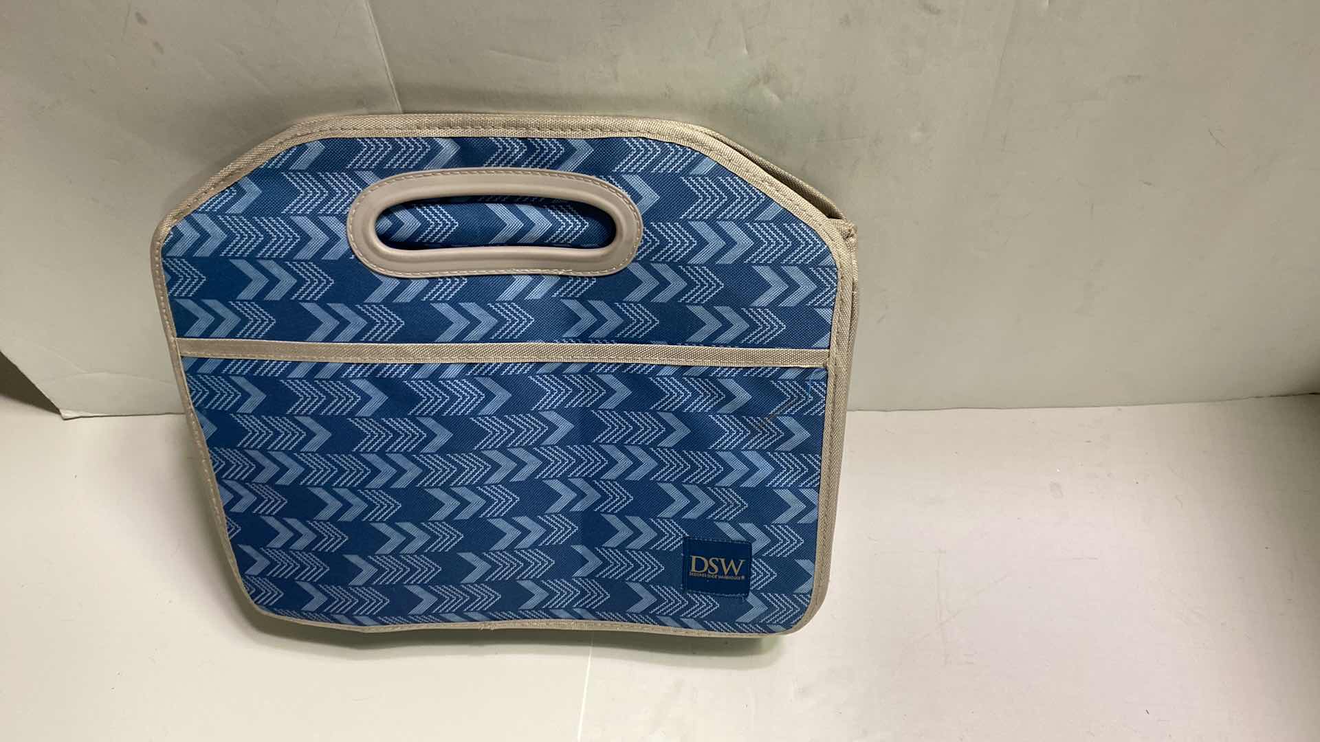 Photo 4 of INSULTED BAGS AND CAR STORAGE TOTE