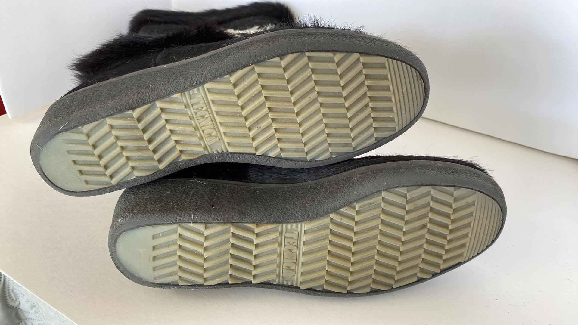 View 6 of WOMENS SIZE 42 TECNICA APRES SKI GOAT BOOTS ORIGINALLY $350