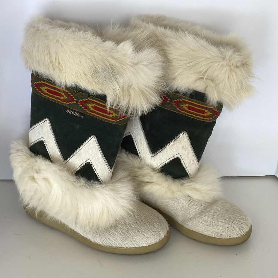 Photo 1 of WOMENS SIZE 41 OSCAR SPORT APRES SKI GOAT BOOTS ORIGINALLY $300