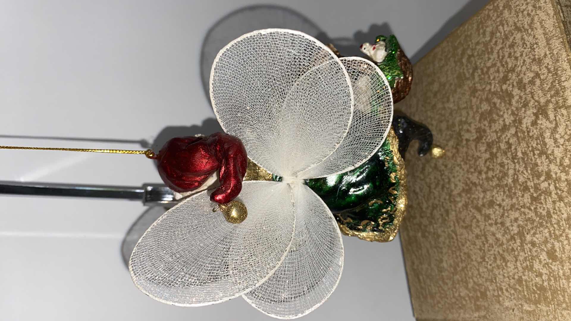 Photo 3 of $65 MARK ROBERTS BLOWN GLASS ORNAMENTS 6”