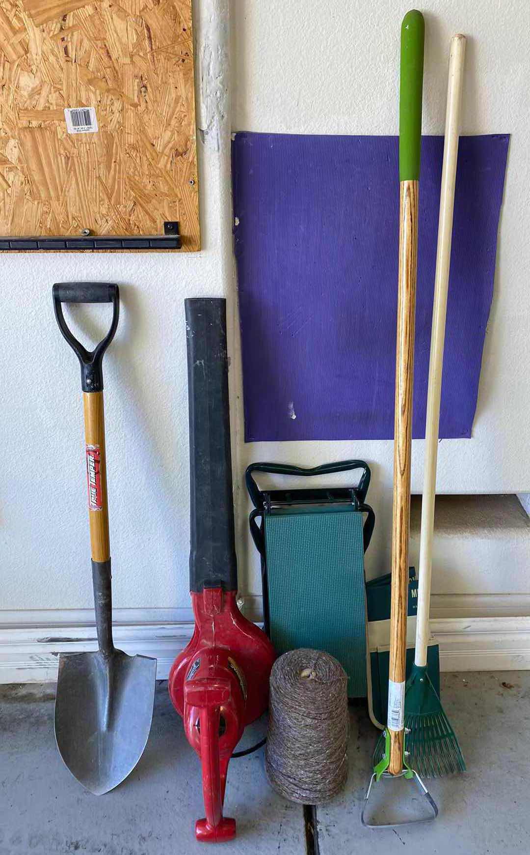 Photo 1 of GARDENING TOOLS
