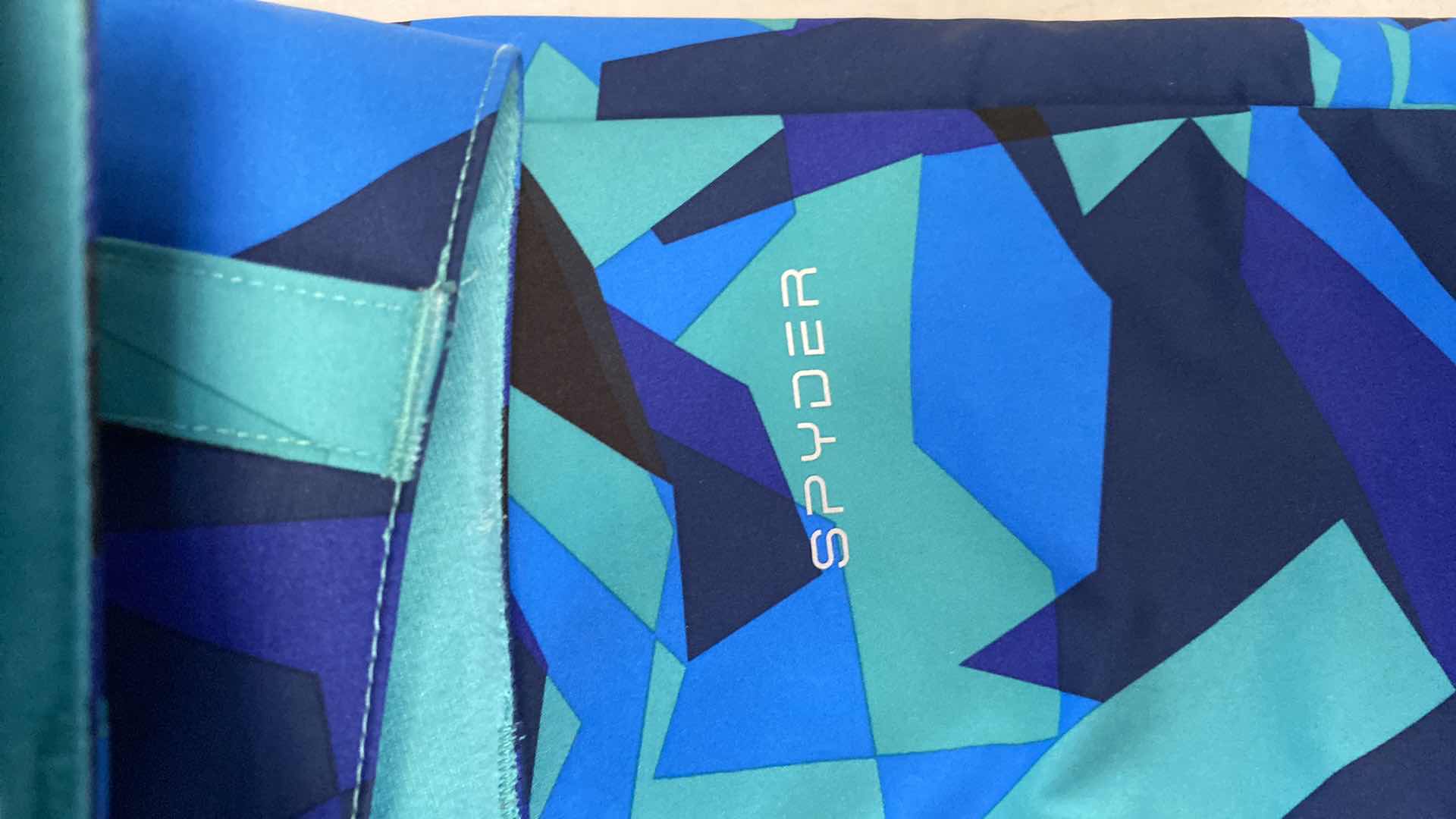 Photo 1 of WOMENS SIZE 14 SPYDER STRETCH SKI PANTS LIKE NEW