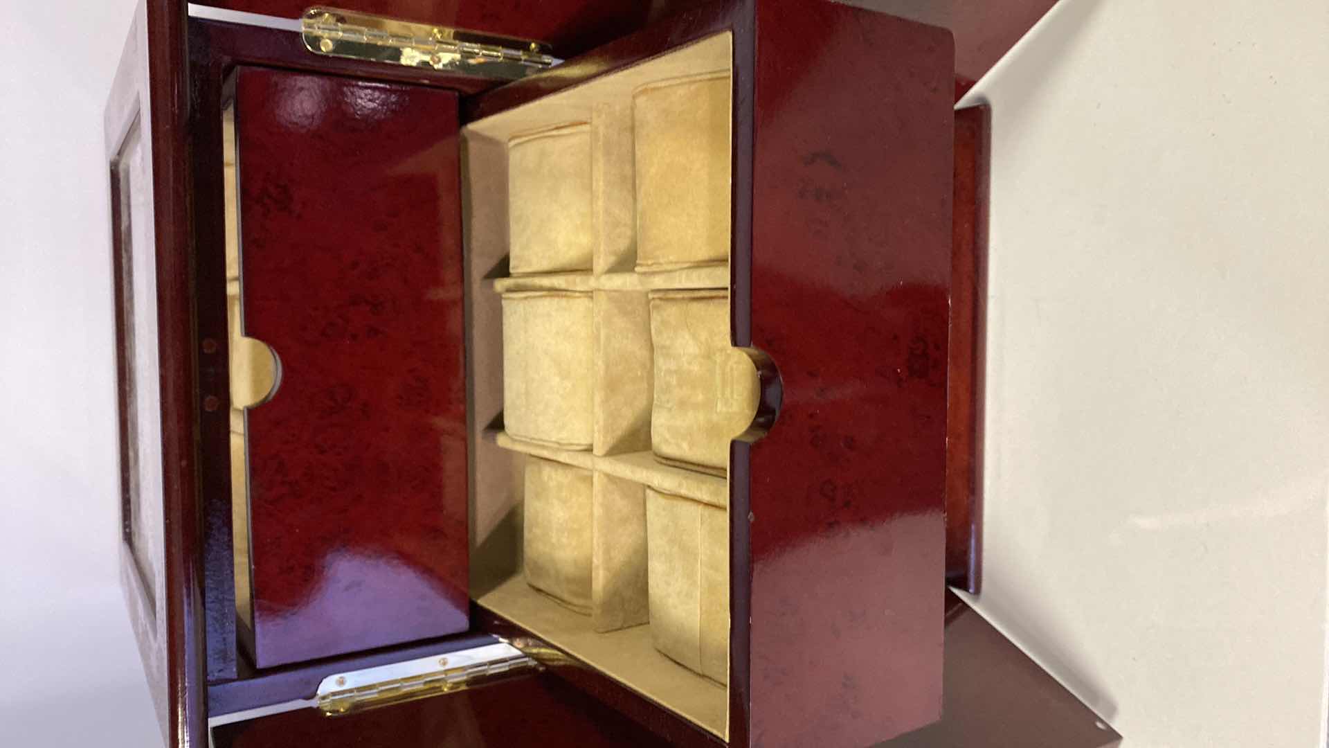 Photo 1 of THOMAS PACCONI CLASSIC DESKTOP BURL WOOD 18 WATCH ORGANIZER AND JEWELRY CASE