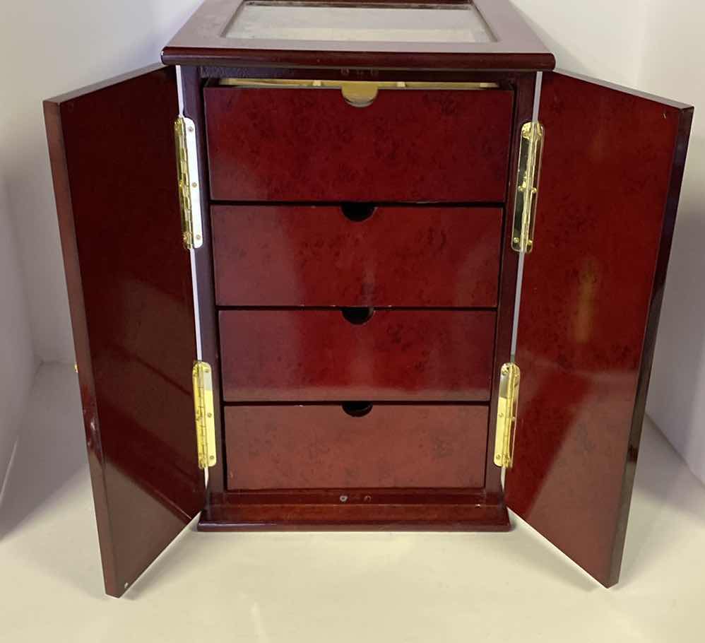 Photo 1 of THOMAS PACCONI CLASSIC DESKTOP BURL WOOD 18 WATCH ORGANIZER AND JEWELRY CASE