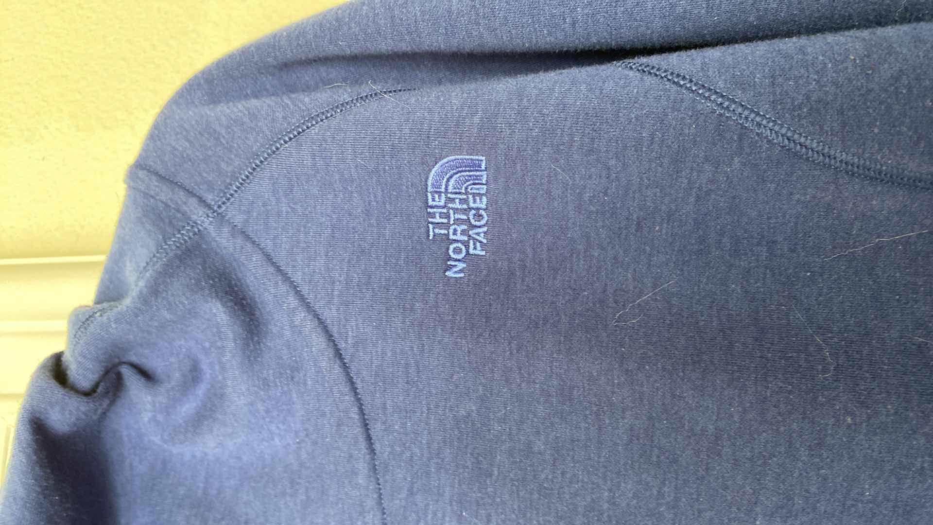 Photo 1 of WOMENS COLUMBIA SIZE MEDIUM FLEECE JACKETS AND SIZE LARGE NORTH FACE SWEATSHIRT