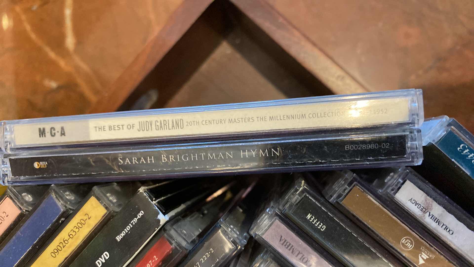 Photo 5 of CD’s VARIOUS ARTISTS ADELE SINATRA BOCELLI