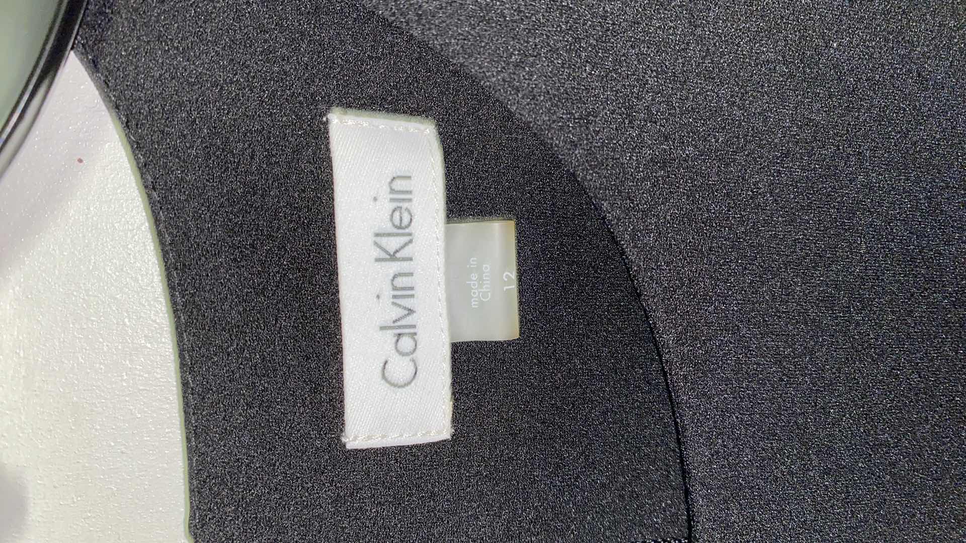 Photo 1 of NEW WOMENS SIZE 12 CALVIN KLEIN DRESS FROM DILLARDS