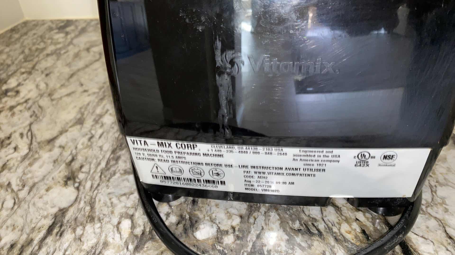 Photo 3 of VITAMIX BLENDER