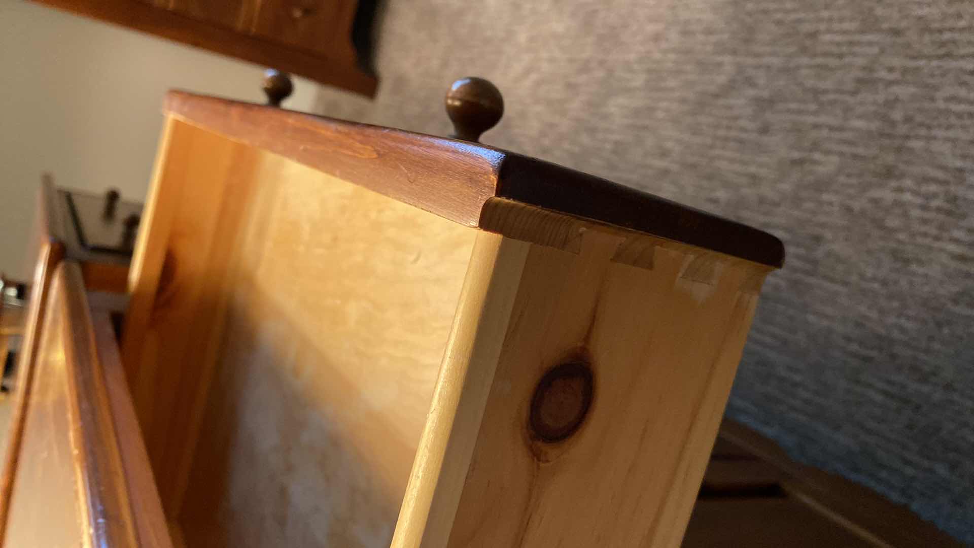 Photo 1 of PAIR OF MID CENTURY MODERN ETHAN ALLEN PINE NIGHT STANDS 25“ x 16“ H 27” - SOME SCRATCHES - LAMPS SOLD SEPARATELY