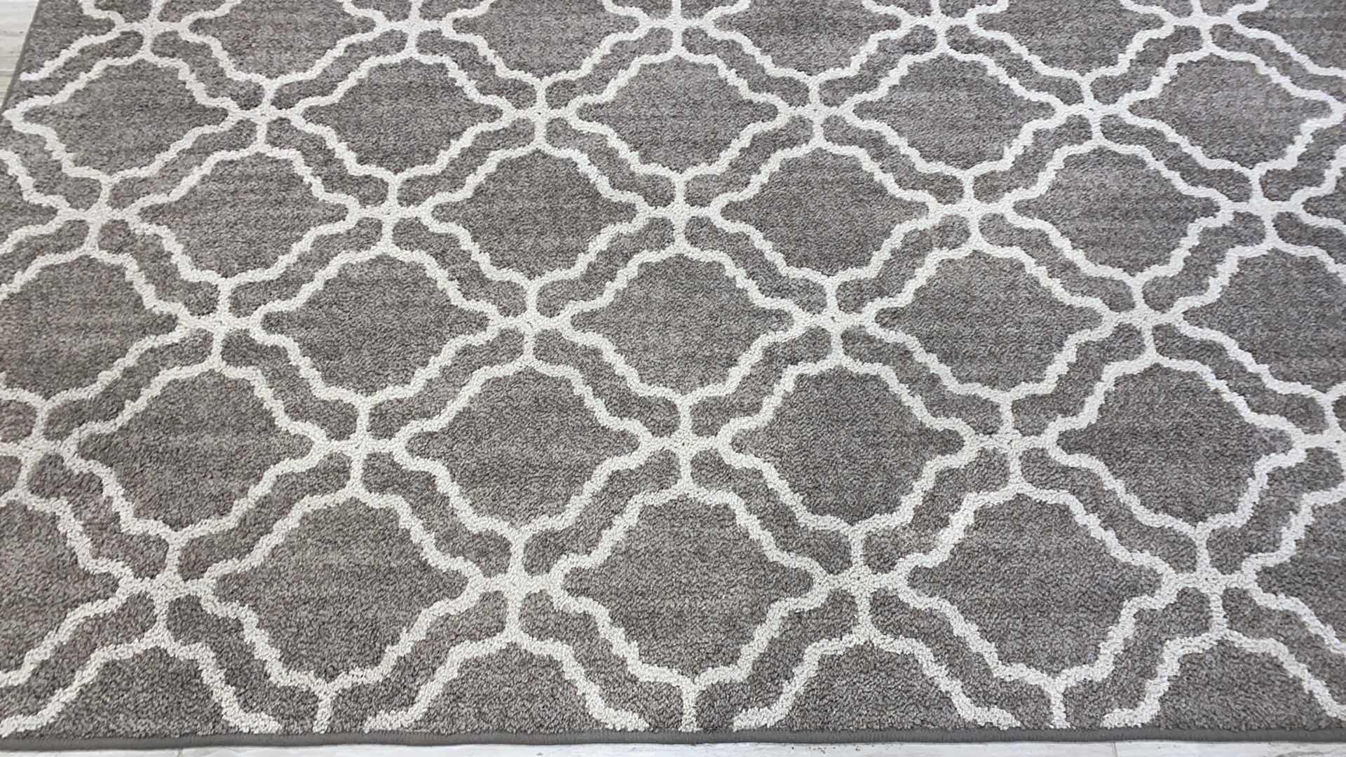 Photo 1 of GREY AND CREAM AREA RUG 5’ x 7’