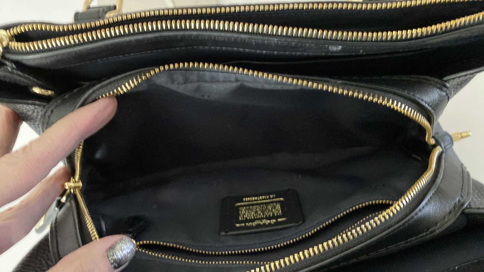 Photo 1 of COACH DALTON HANDBAG - WITH STRAP 12.5”