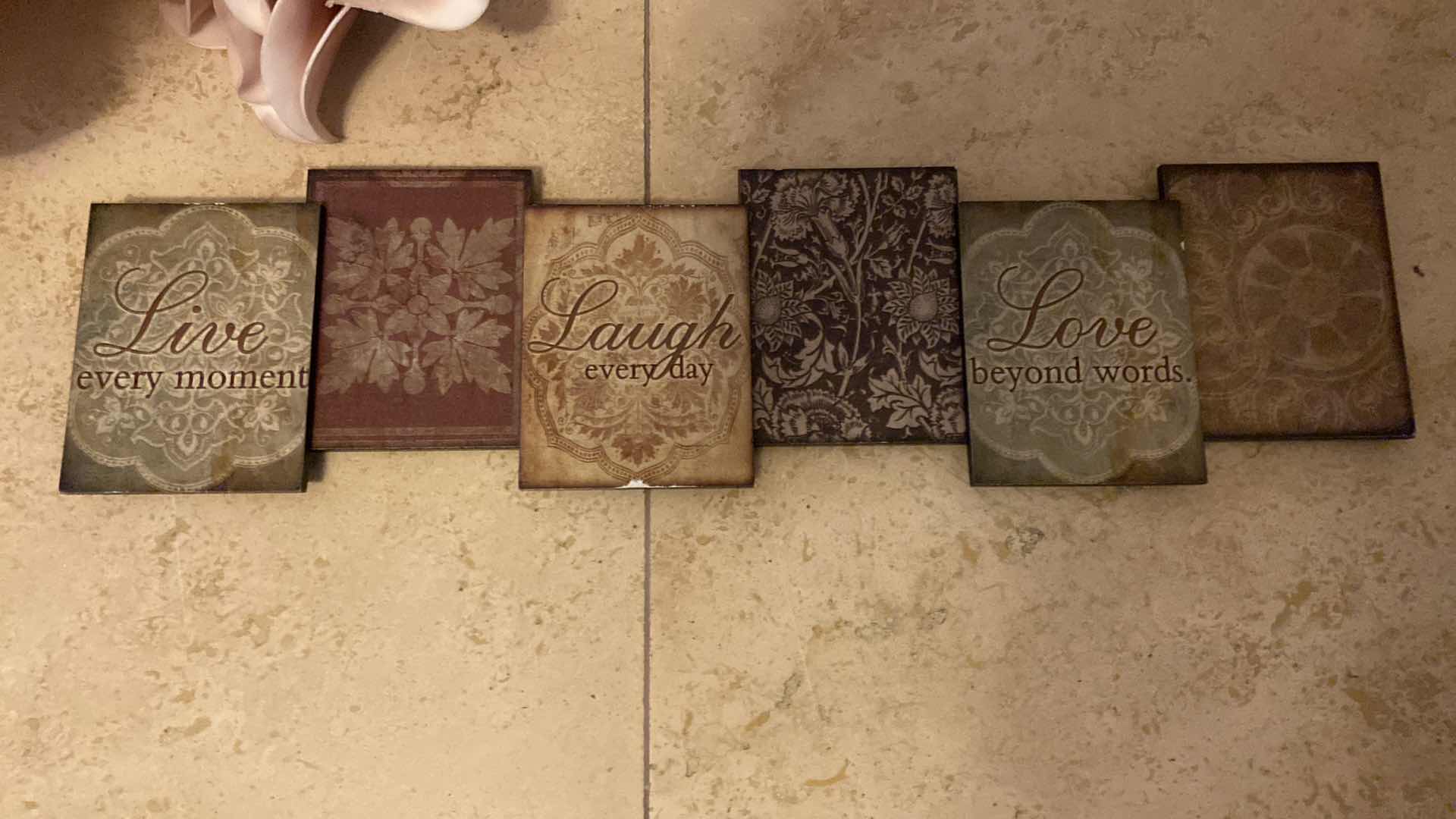 Photo 1 of METAL WALL DECOR LARGEST 26“ x 39“ FAUX FLORAL AND MORE