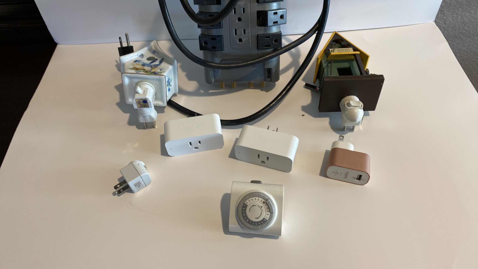 Photo 1 of BELKIN POWER STRIP AND MORE