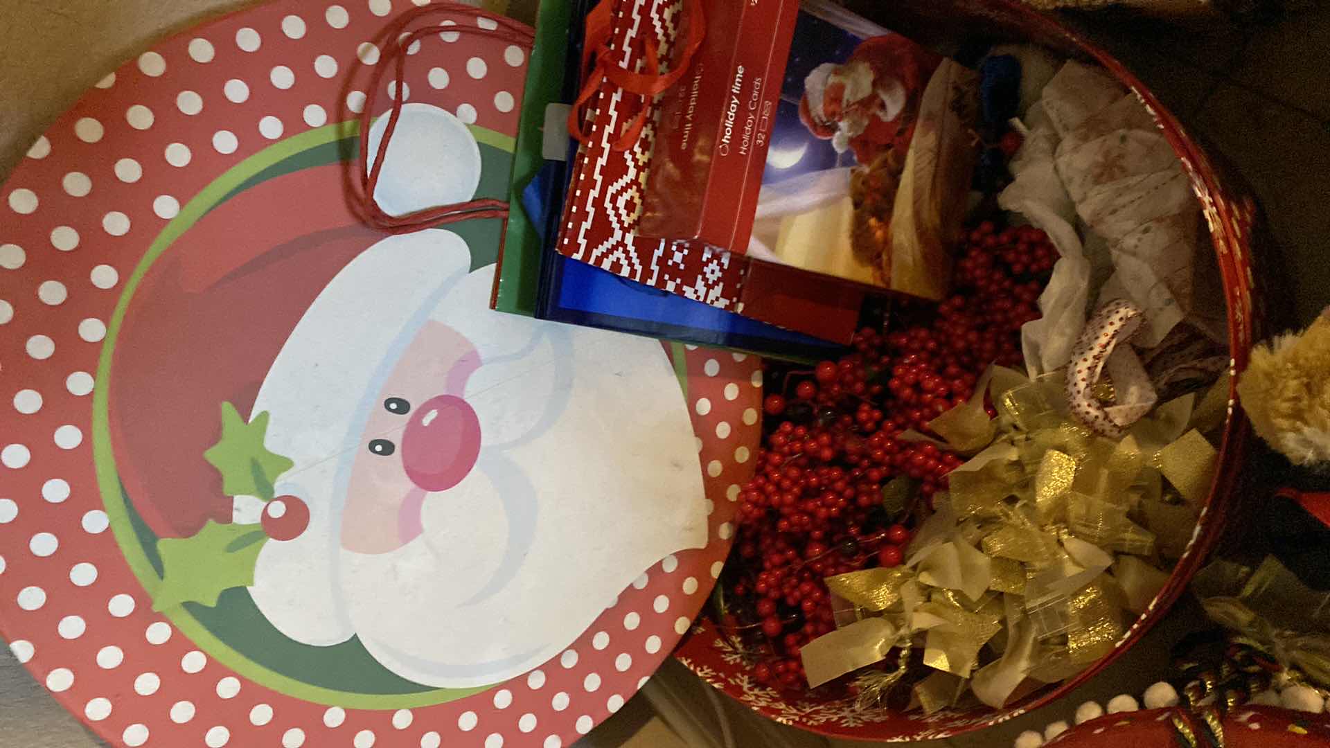 Photo 1 of HOLIDAY DECOR ASSORTMENT